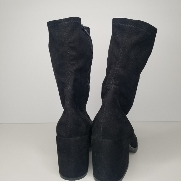 CHARLES DAVID NWOT Black Suede Ankle Boot - Picture 6 of 8